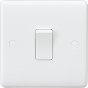 Knightsbridge 10AX 4G 2-way Switch on single plate