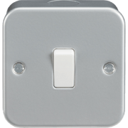 Knightsbridge Metal Clad 10AX 1G 2-Way Switch