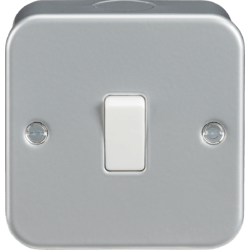 Knightsbridge Metal Clad 10AX 1G 2-Way Switch