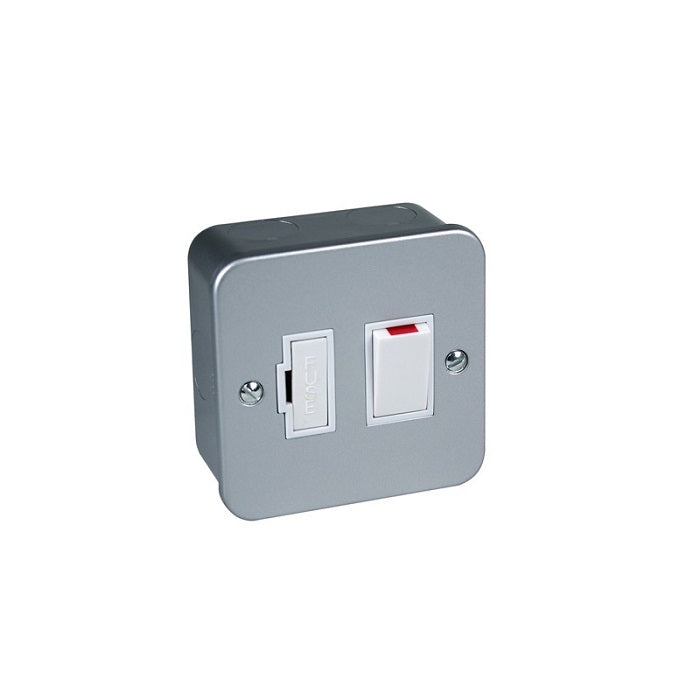 AXIOM Metal Clad Fused Spur Switched 13Amp