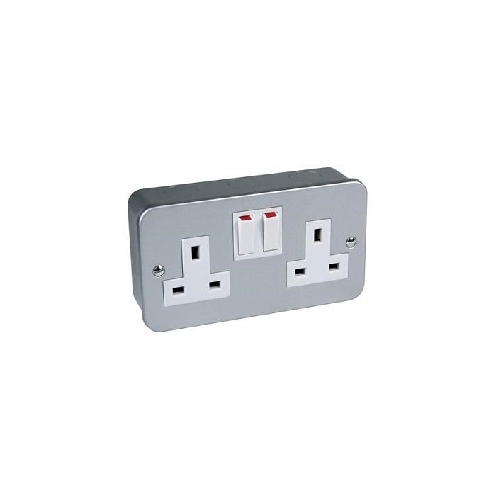 AXIOM Metal Clad Twin Switched Socket 13Amp