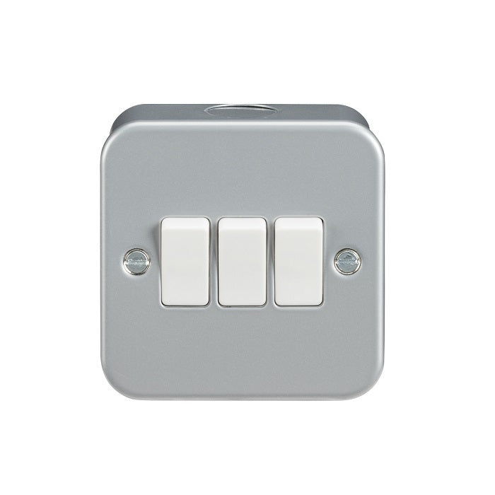 Knightsbridge Metal Clad 10AX 3G 2-Way Switch