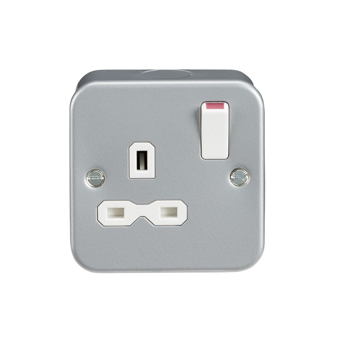 Knightsbridge Metal Clad 13A 1G DP Switched Socket