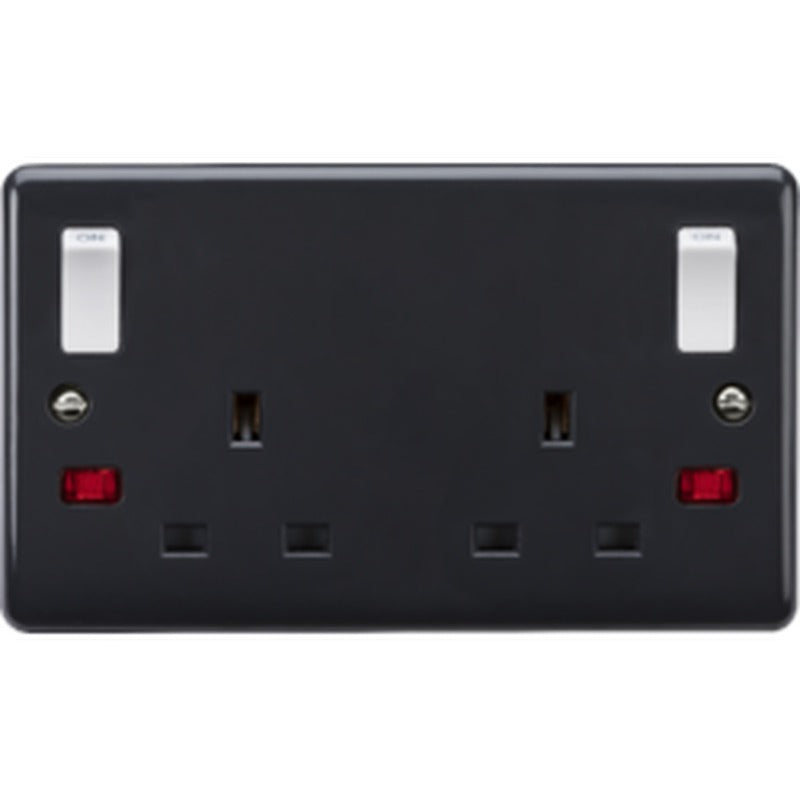 Knightsbridge 13A 2G DP Switched Socket with Twin Earths and Outboard Rockers UK